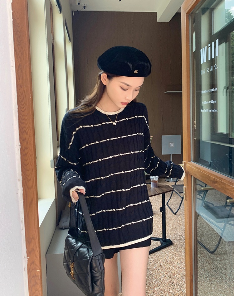 Short Korean style autumn and winter sweater for women