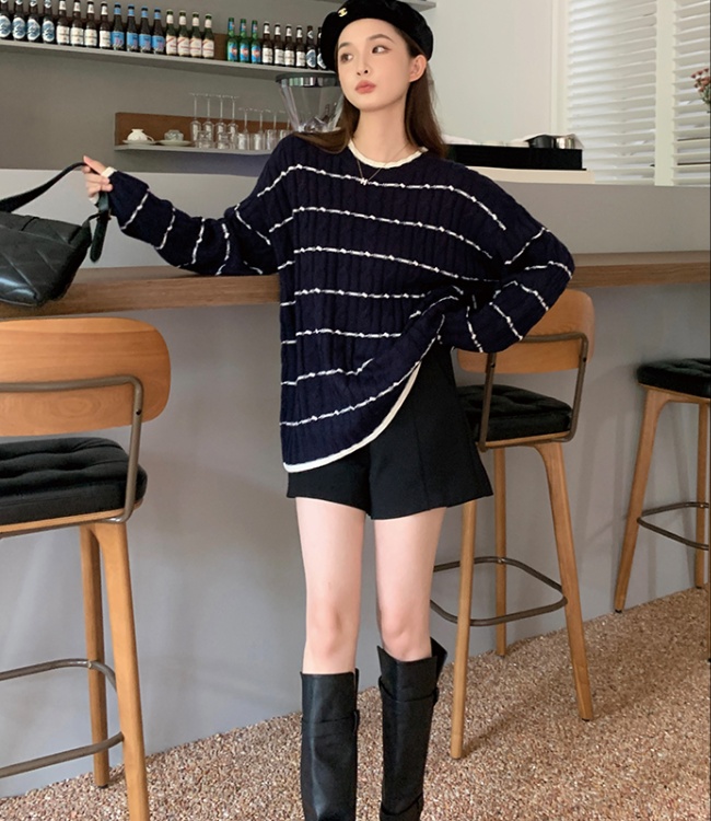Short Korean style autumn and winter sweater for women