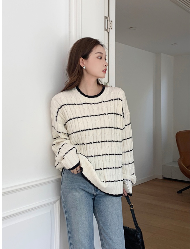 Short Korean style autumn and winter sweater for women