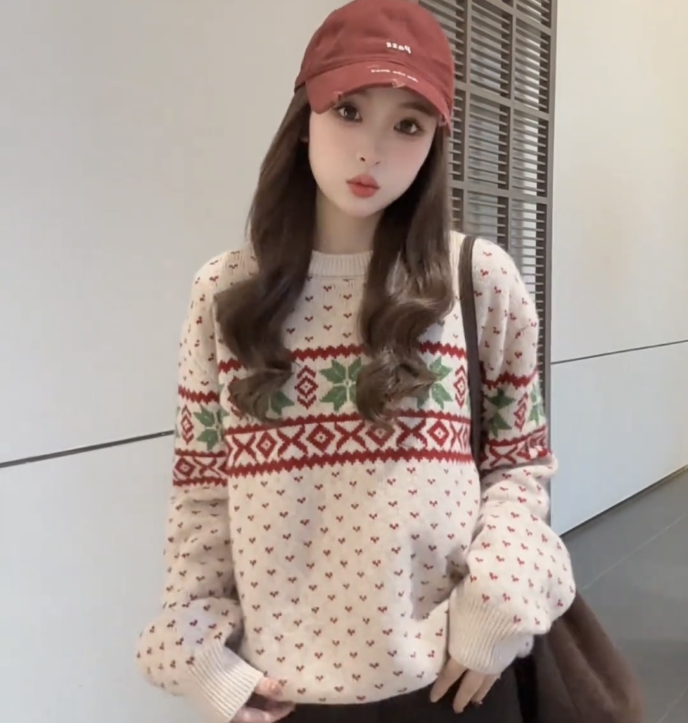 Autumn and winter snowflake christmas sweater for women