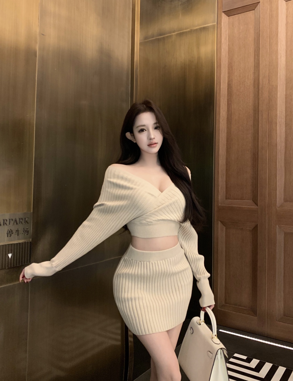 Package hip long sleeve skirt knitted enticement tops 2pcs set