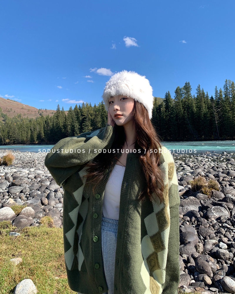 Lazy knitted twist retro beautiful bottoming cardigan