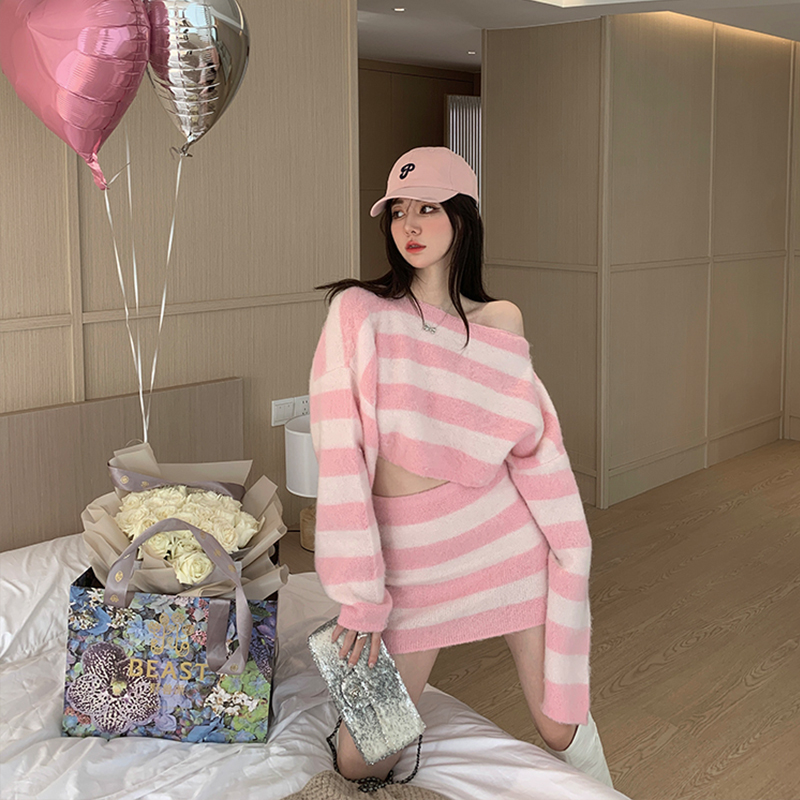 Knitted enticement skirt stripe sweater 2pcs set for women