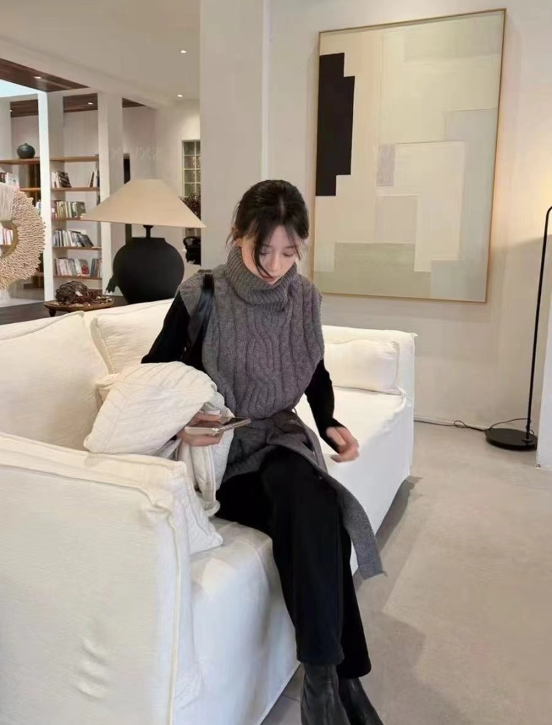 Slim knitted high collar sweater twist Korean style waistcoat