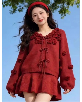 V-neck red temperament short skirt bow spring sweater a set