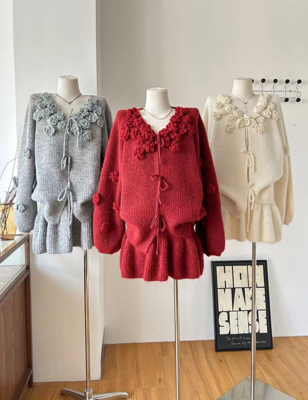 V-neck red temperament short skirt bow spring sweater a set