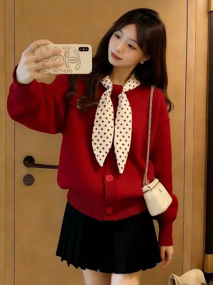 Polka dot loose scarf Korean style sweater for women