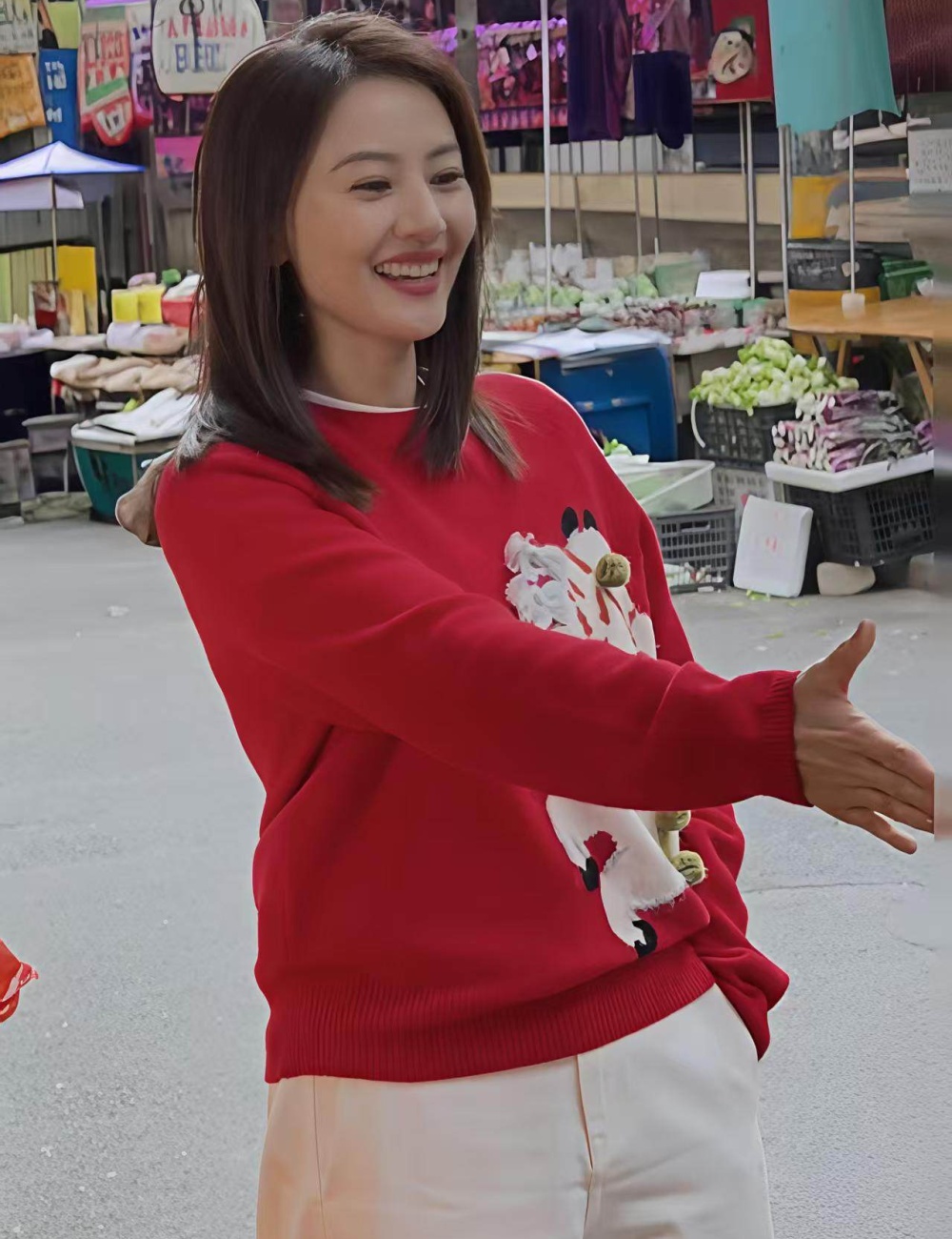 Round neck cartoon show young pony sweater for women