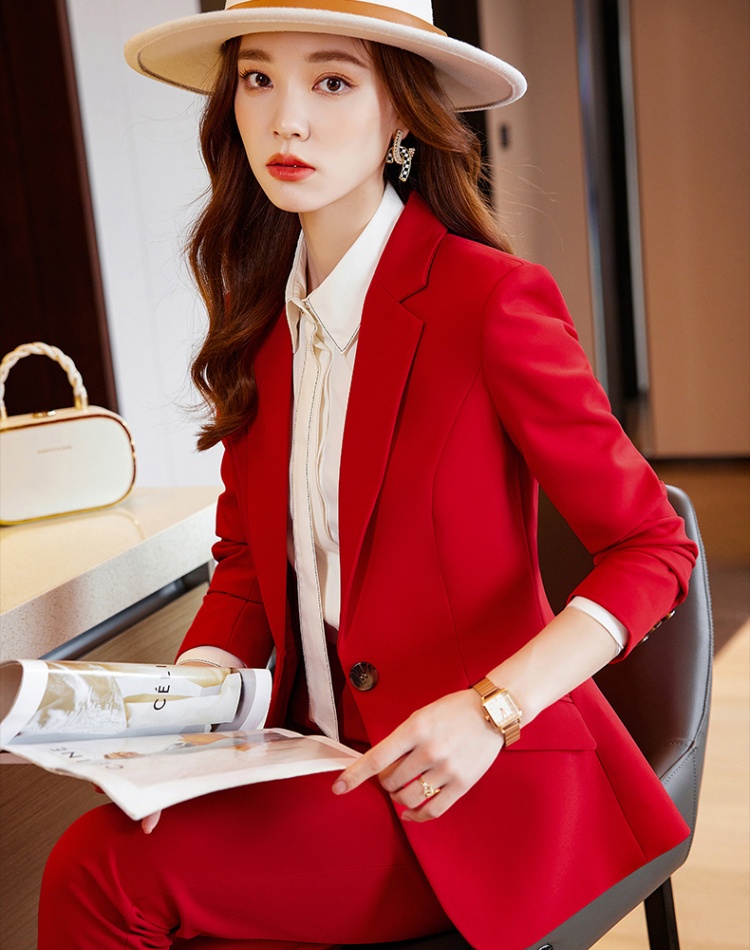 Red coat business suit a set for women