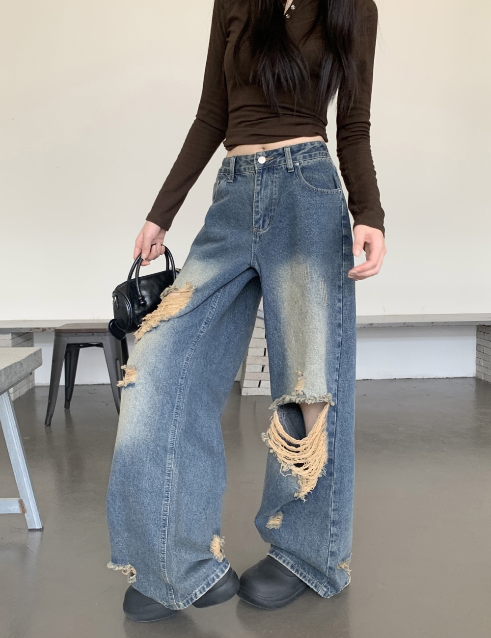 Retro autumn holes washed jeans for women