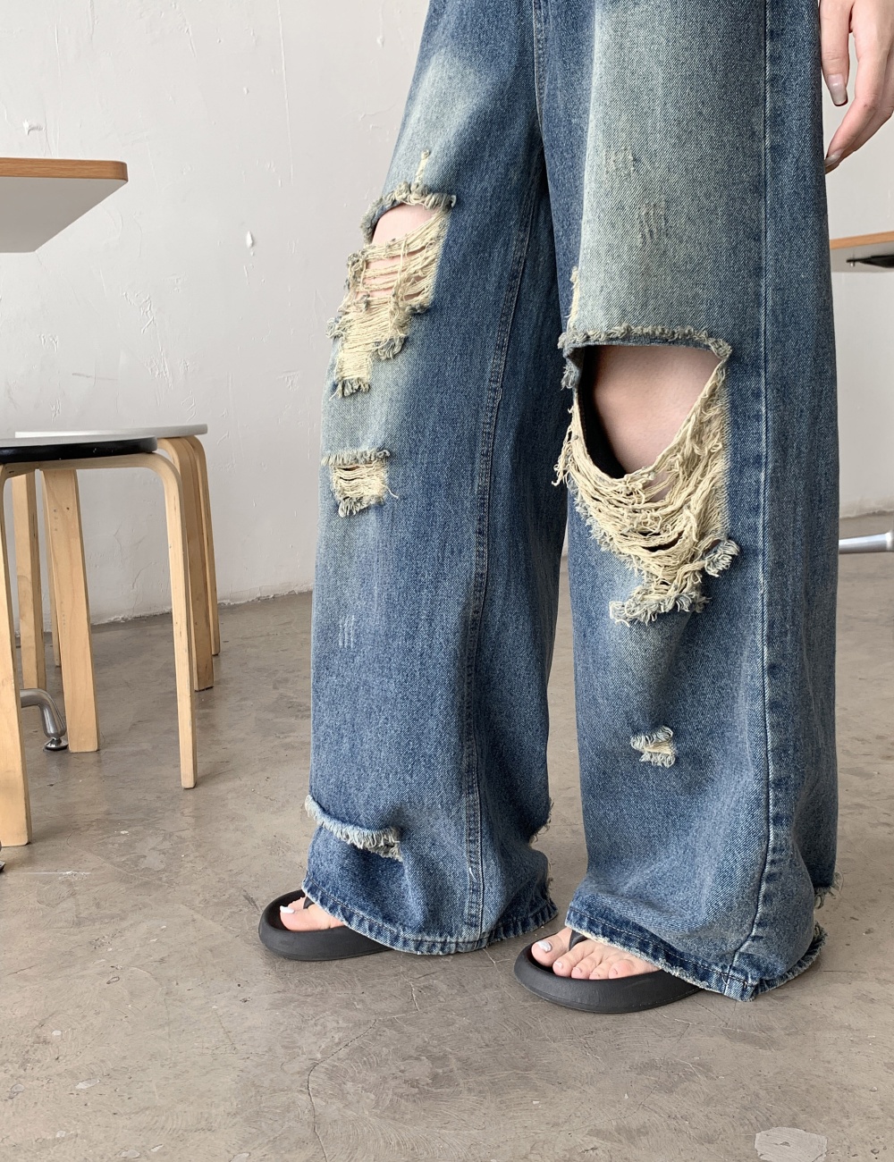 Retro autumn holes washed jeans for women