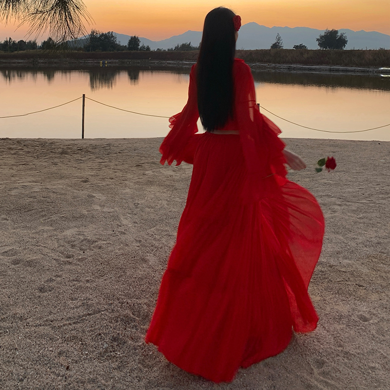 Red lotus leaf edges tops chiffon vacation skirt a set