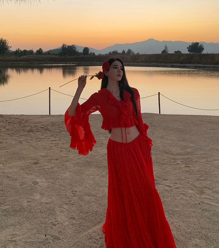 Red lotus leaf edges tops chiffon vacation skirt a set