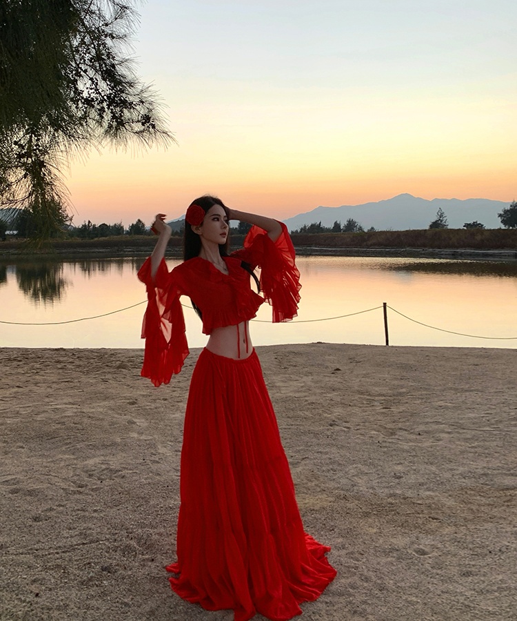 Red lotus leaf edges tops chiffon vacation skirt a set