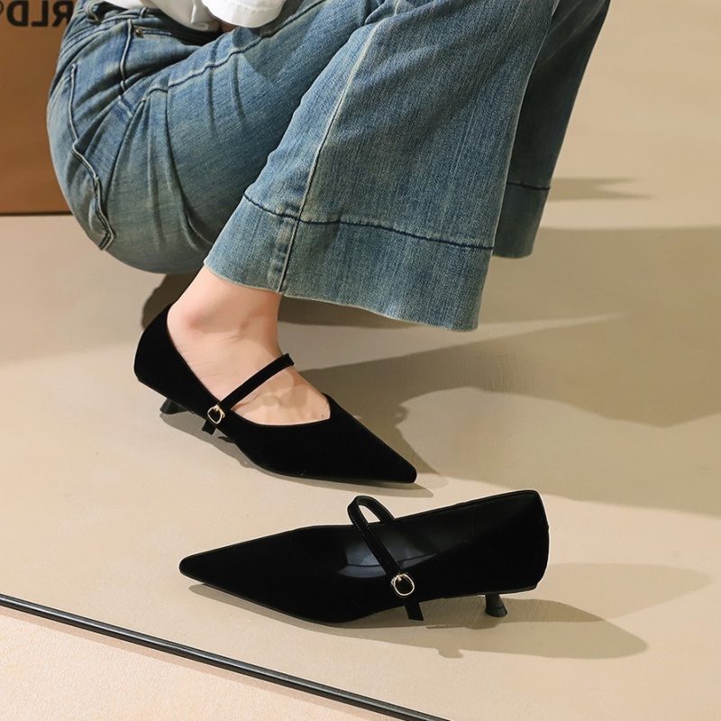 Low temperament cingulate broadcloth shoes for women