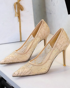Gauze sexy lace pointed fine-root European style shoes