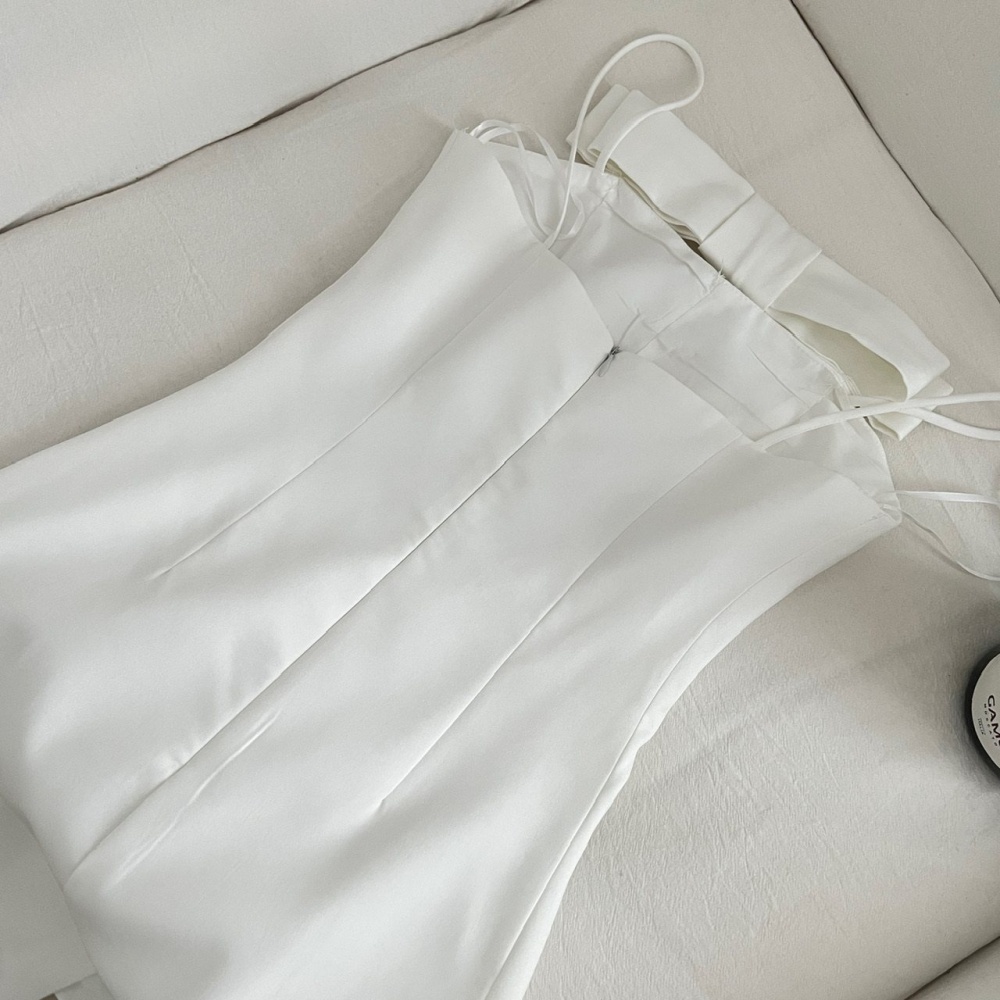 White bow wrapped chest pinched waist dress for women