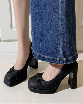 Low shoes France style high-heeled shoes