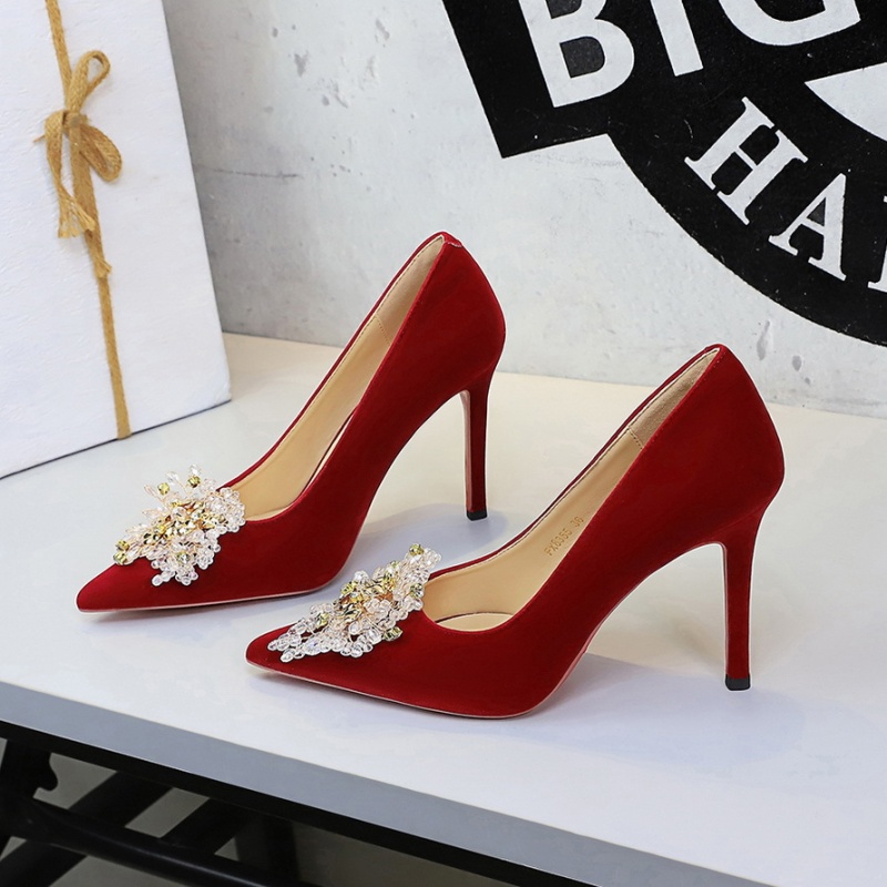 Low red high-heeled shoes fine-root shoes for women