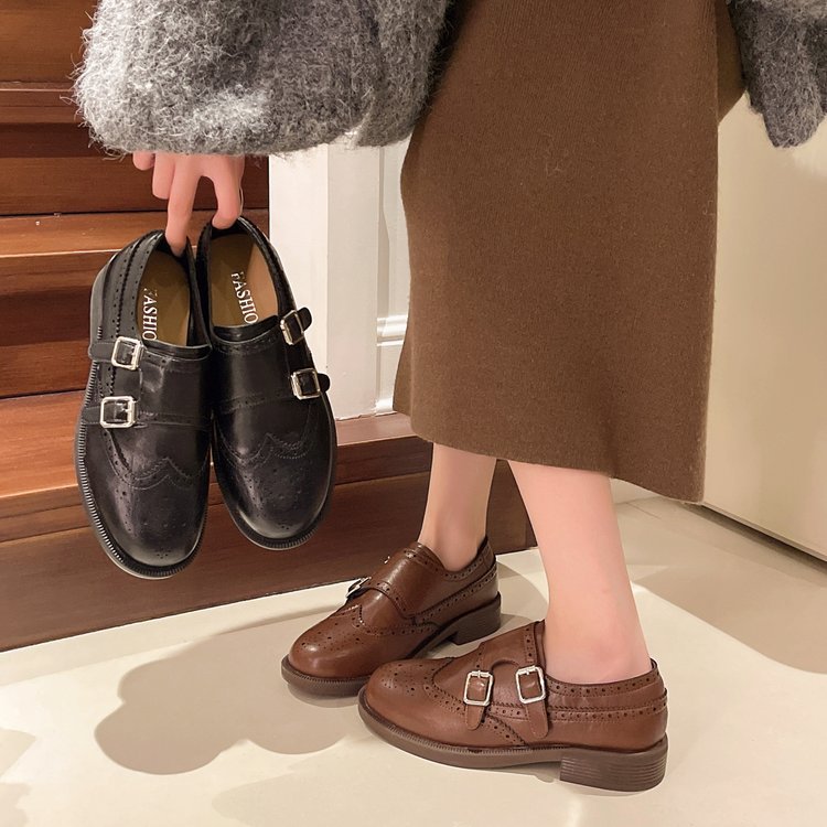 Small lady low shoes Casual spring and autumn flattie