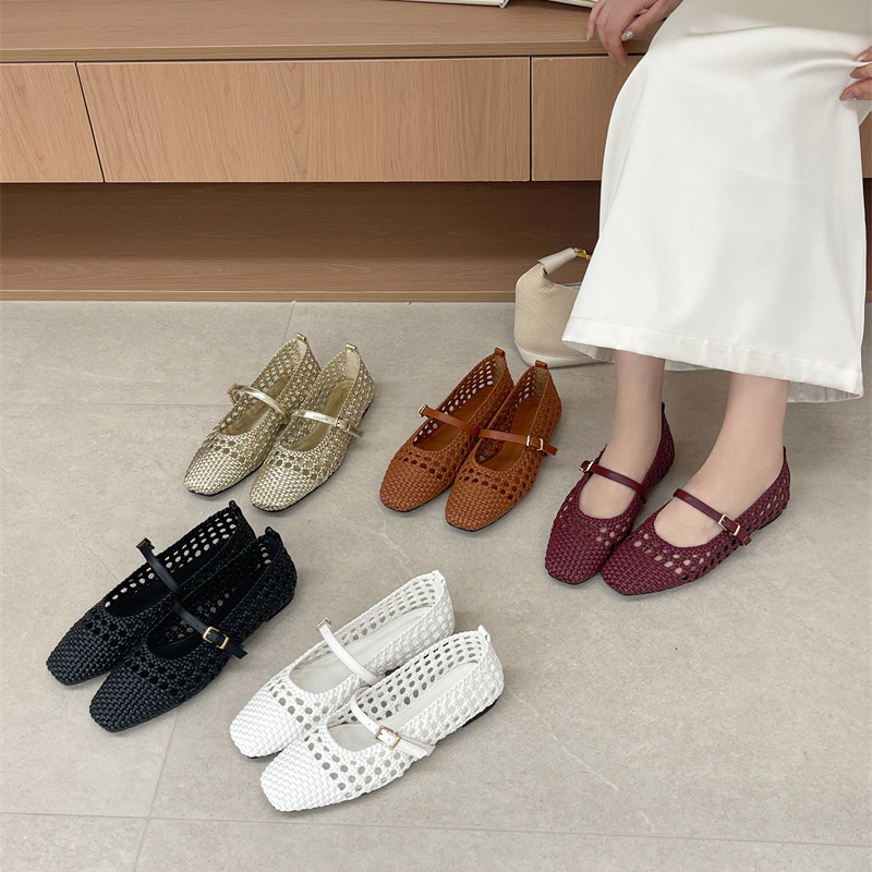 Hollow shoes wears outside flattie for women