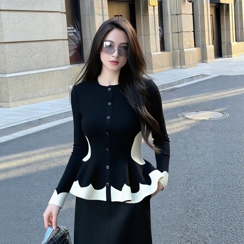 Unique black niche splice sweater