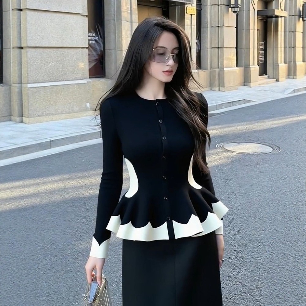 Unique black niche splice sweater