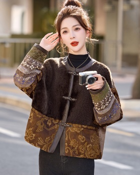 Embroidery fashion jacquard down coat