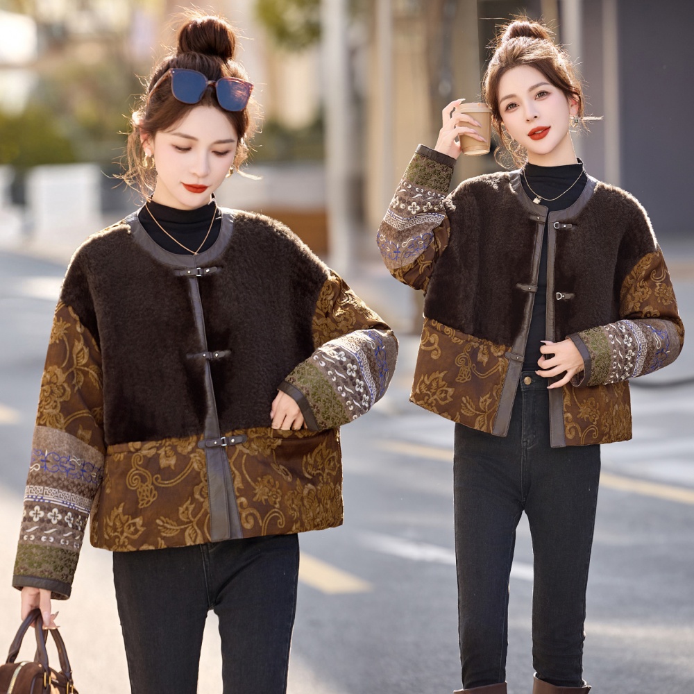 Embroidery fashion jacquard down coat