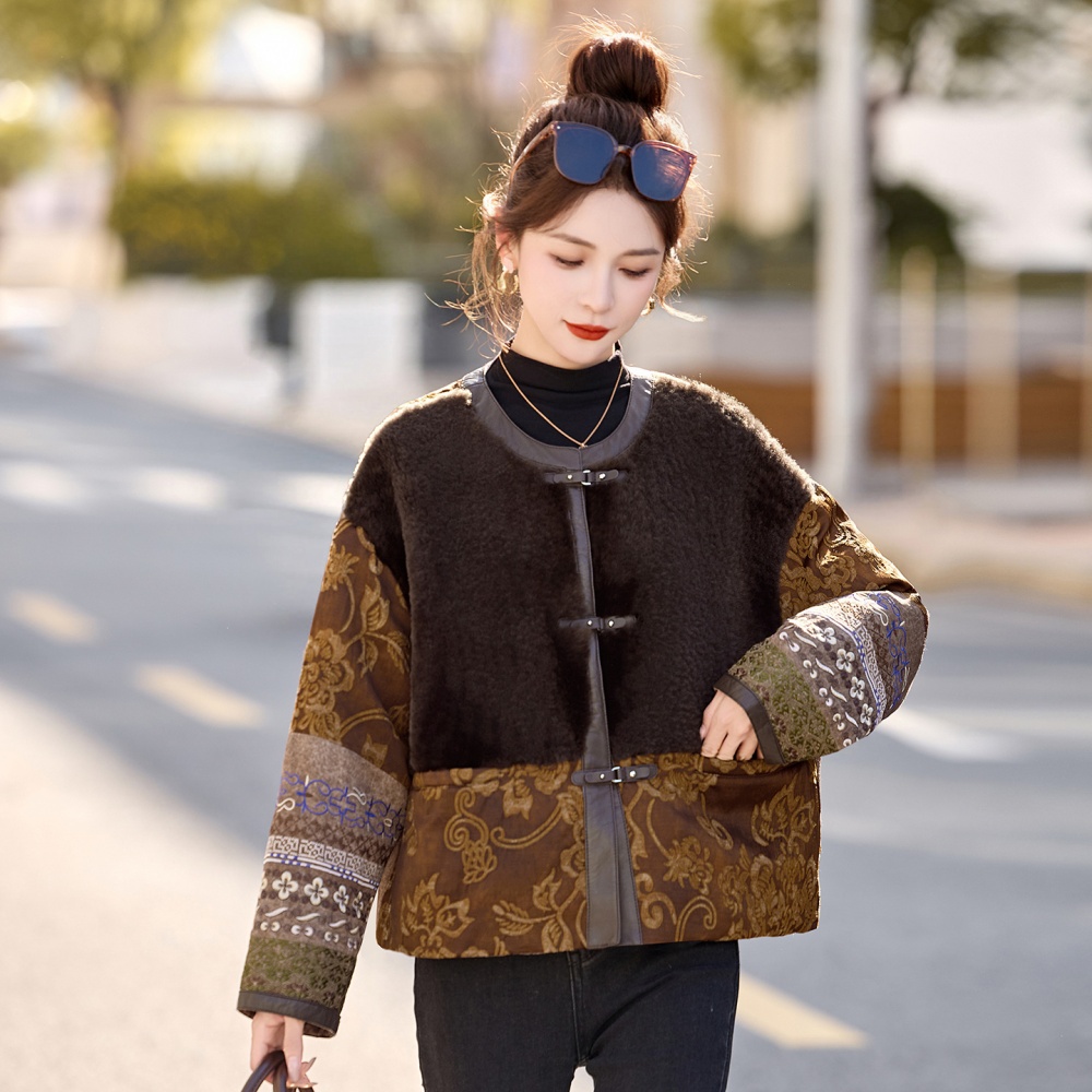 Embroidery fashion jacquard down coat