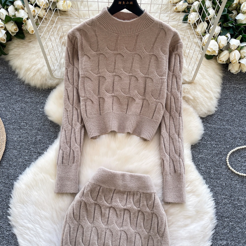 Slim knitted short skirt twist pattern tops a set for women