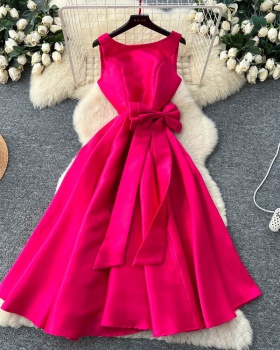 Elegant pinched waist A-line sleeveless dress for women