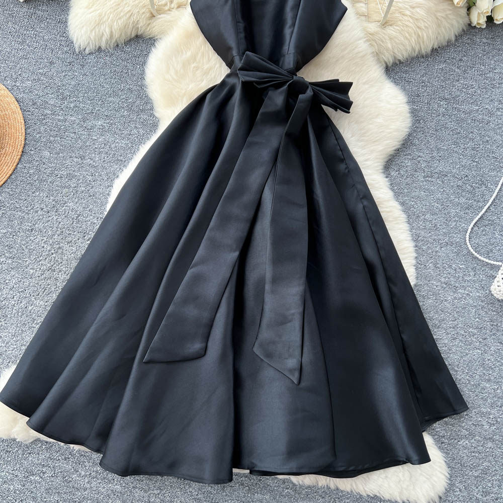 Elegant pinched waist A-line sleeveless dress for women