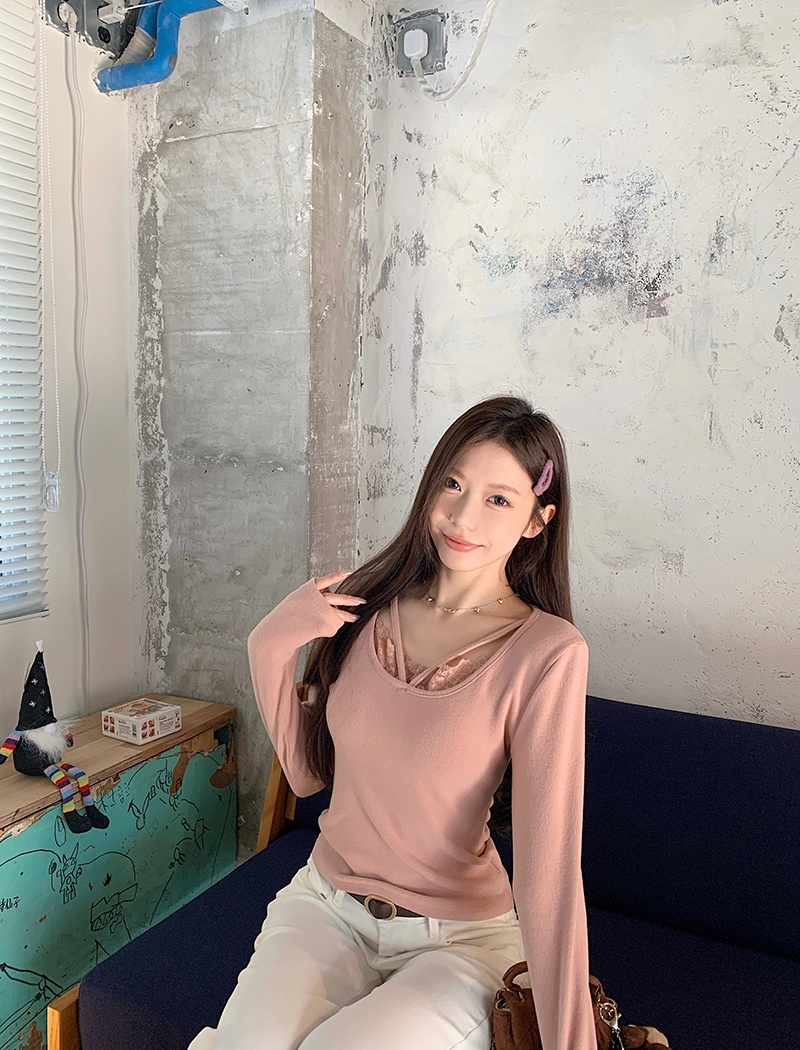 Long sleeve lace T-shirt V-neck bottoming shirt