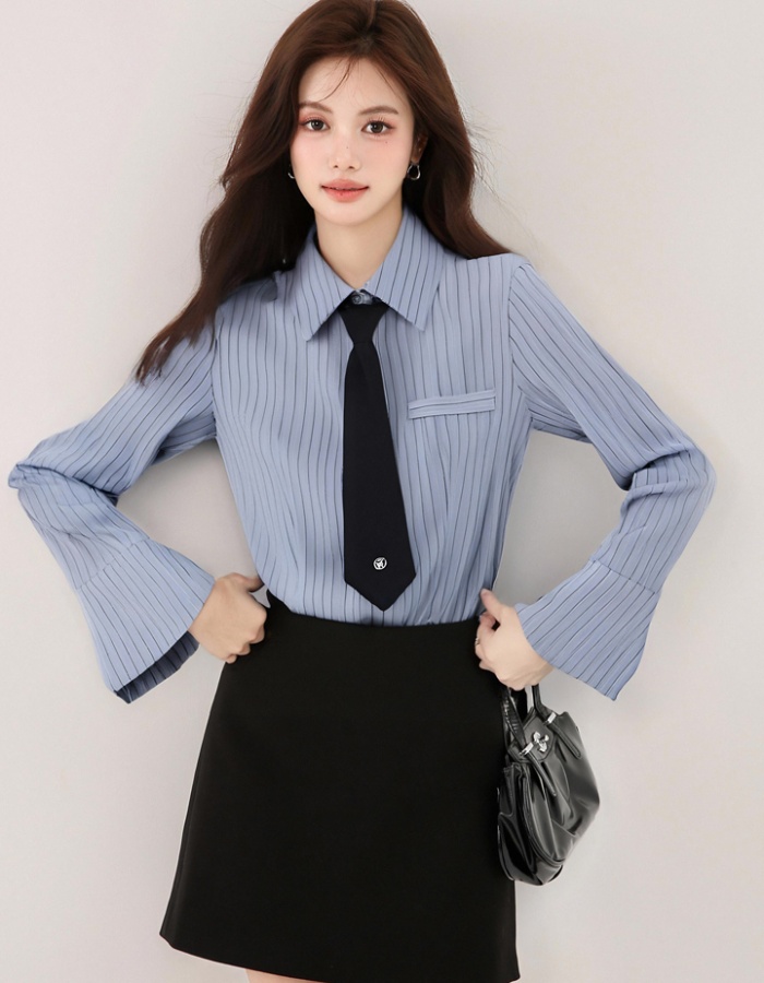College style long sleeve with tie tops blue spring shirt