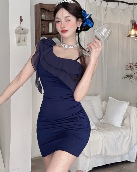 Bottoming low-cut shoulder package hip short sleeve dress