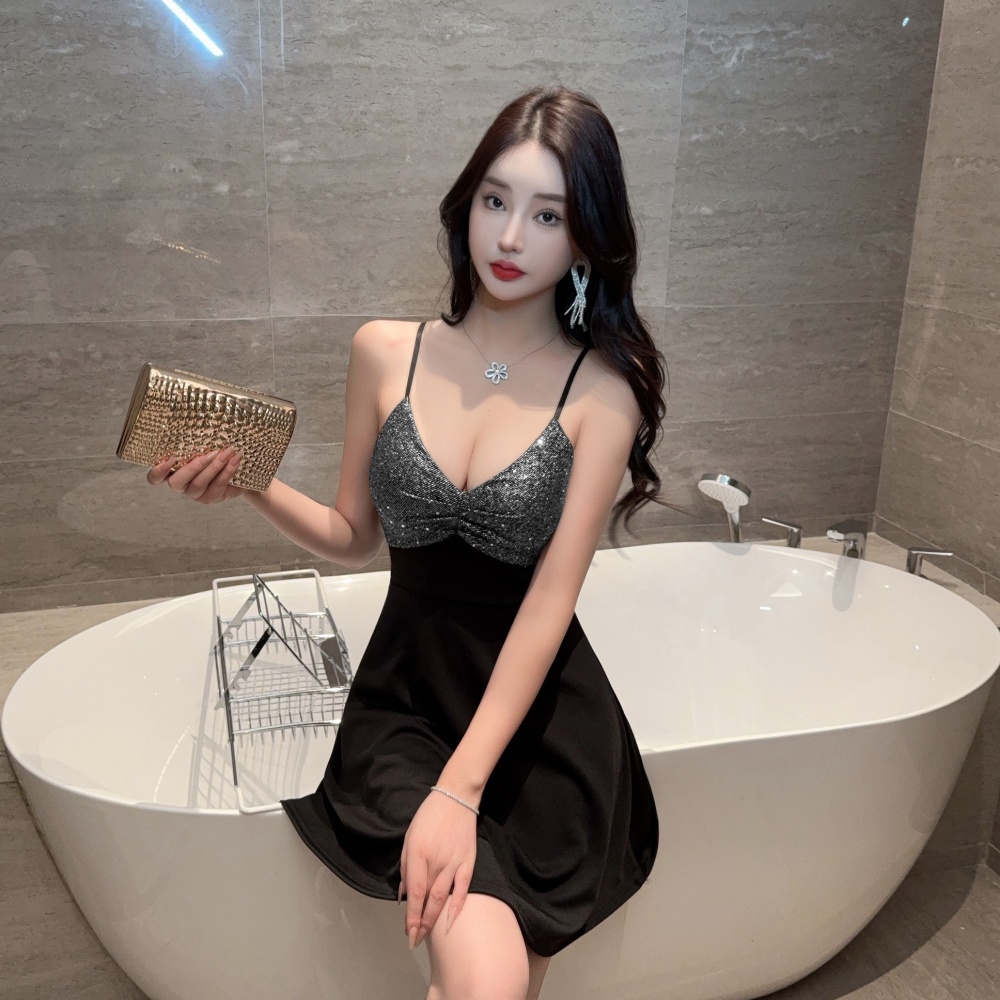 Elasticity bottoming low-cut mixed colors dress