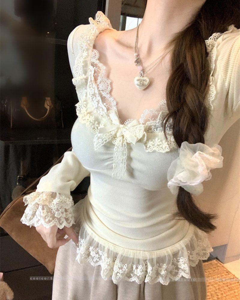 V-neck slim splice autumn and winter lace T-shirt for women