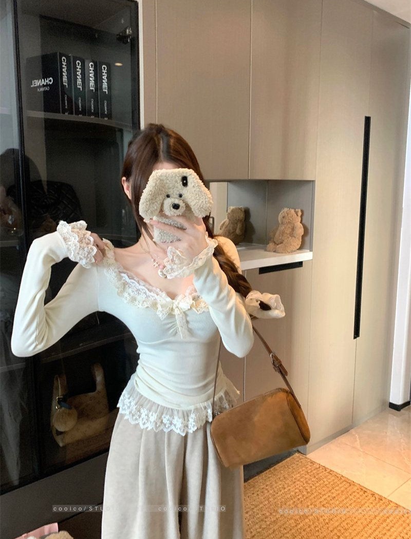 V-neck slim splice autumn and winter lace T-shirt for women