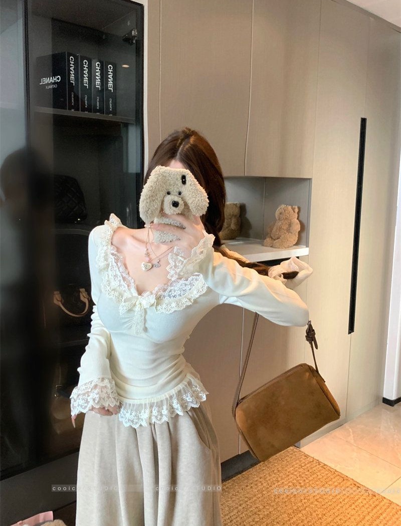 V-neck slim splice autumn and winter lace T-shirt for women