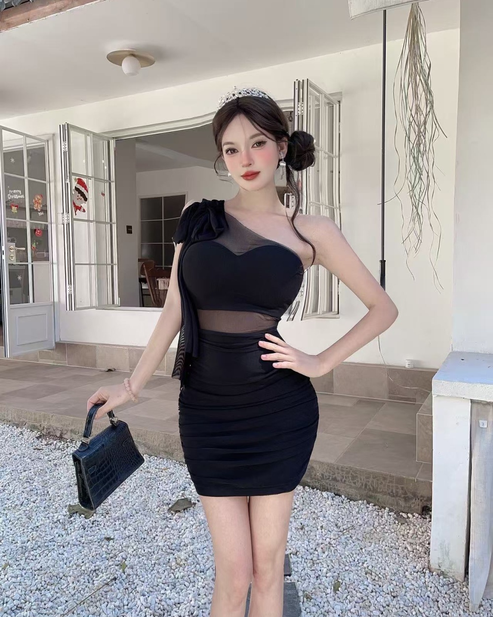 Low-cut package hip strapless gauze bottoming dress