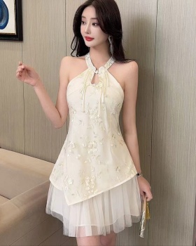 Splice gauze strapless embroidered low-cut dress