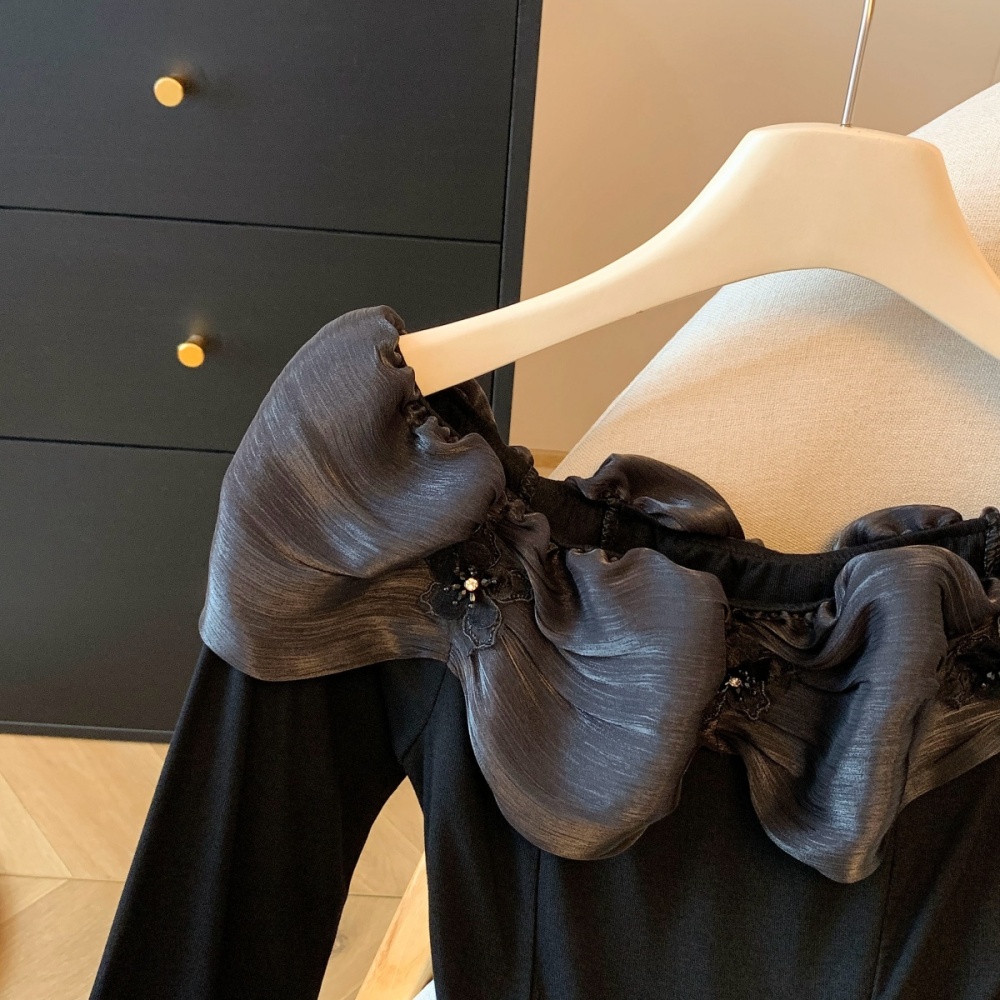 Autumn and winter T-shirt enticement tops for women