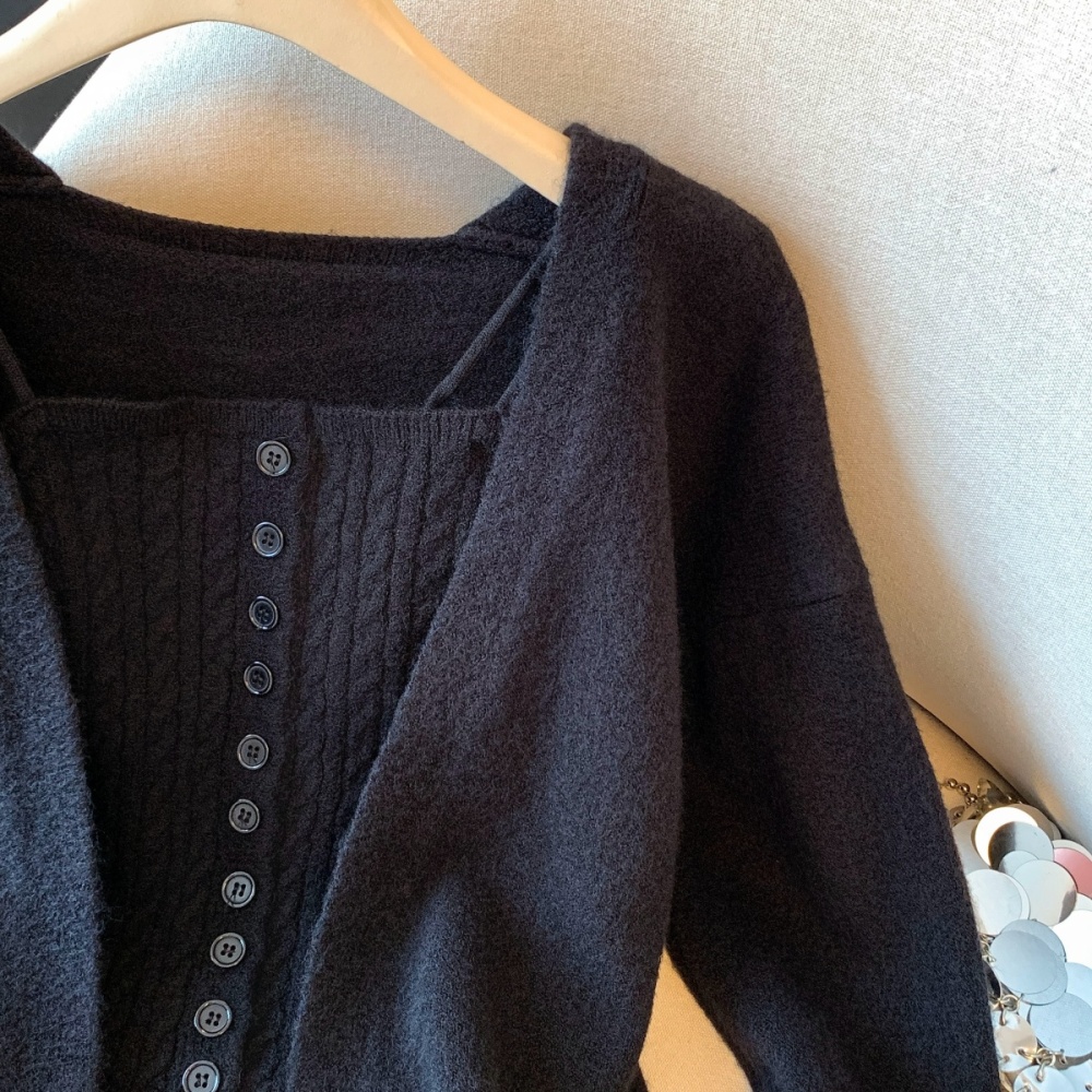 Long sleeve knitted coat twist white vest a set for women