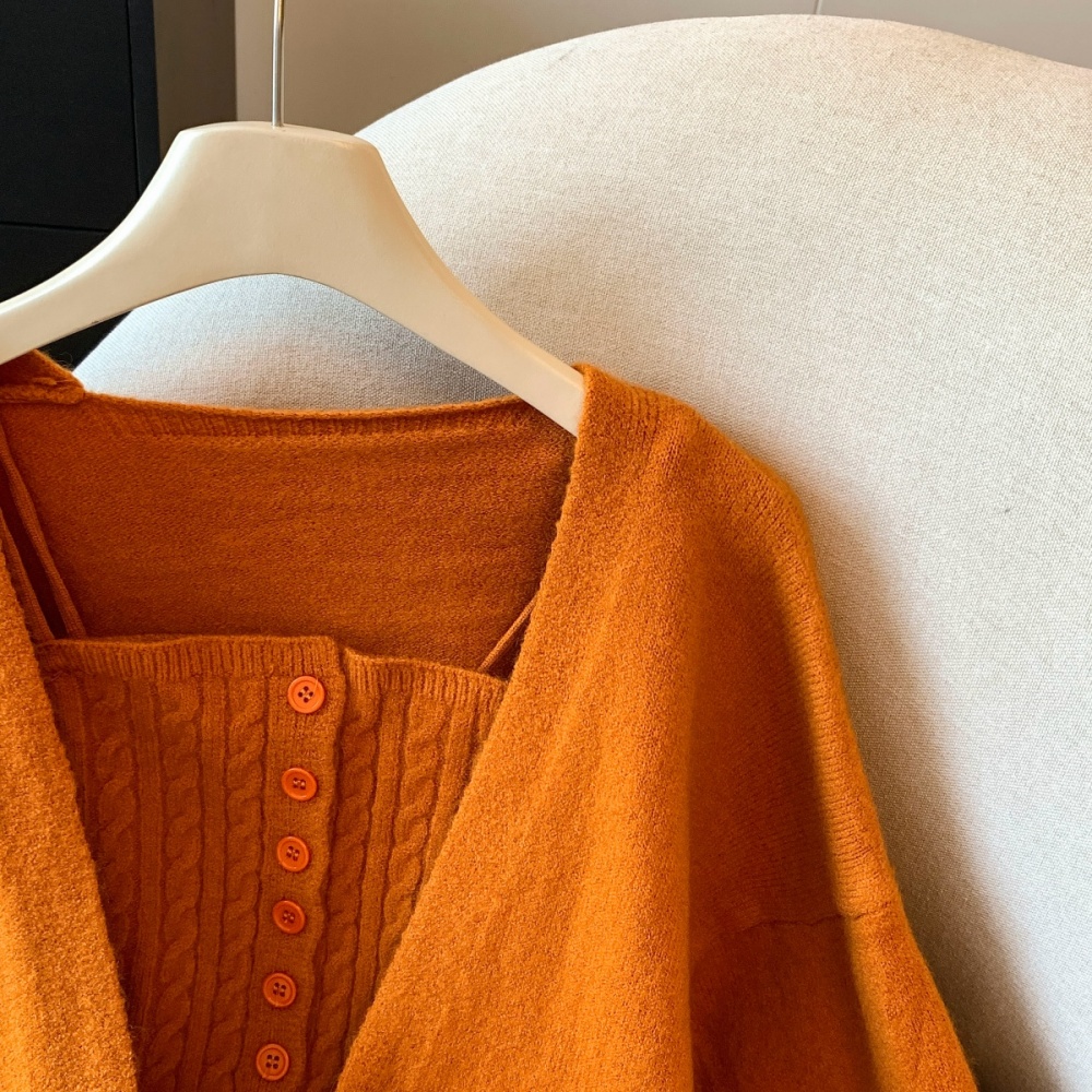 Long sleeve knitted coat twist white vest a set for women