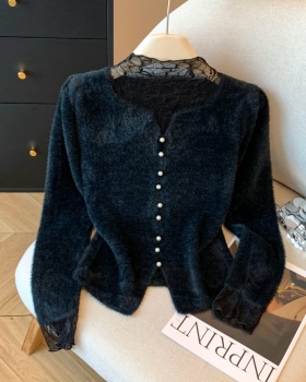 Lace sweet bottoming shirt splice sweater