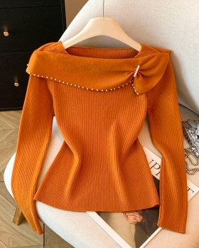 Loose horizontal collar show young tender winter pure sweater
