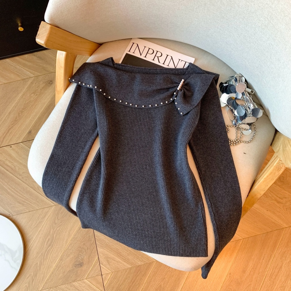 Loose horizontal collar show young tender winter pure sweater