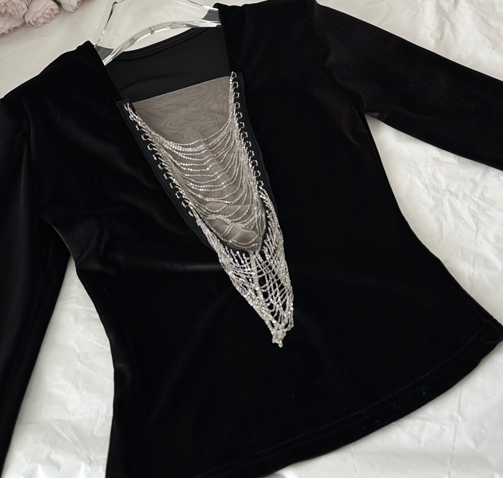 Velvet enticement chain slim tops