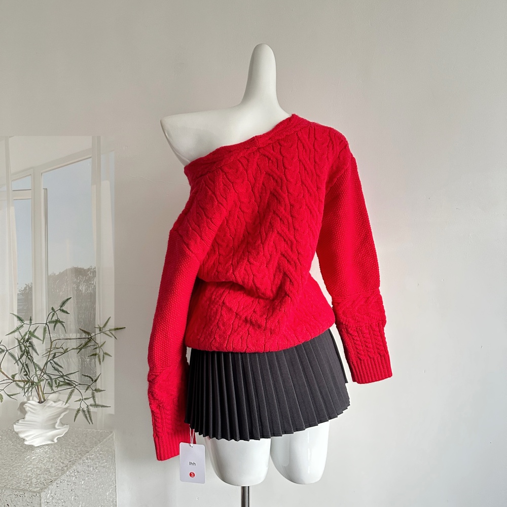 V-neck pleated gray skirt twist knitted sweater a set